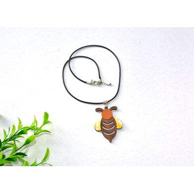 Bee TRASHformation Necklace-2