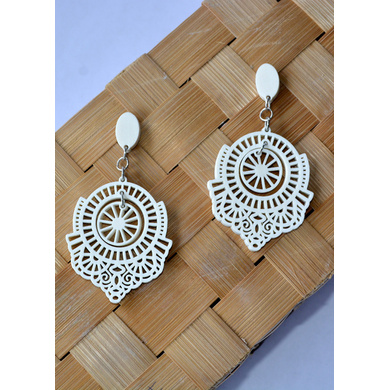 Crowned Beauty Wood Earrings-CWE0000018